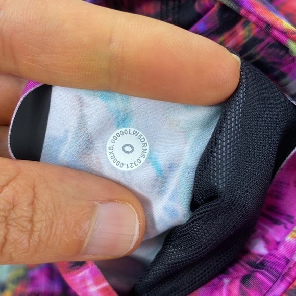 NWT Lululemon Base Pace High-Rise Running Tight 25" Hyper Flow Pink Multi - Picture 5 of 6